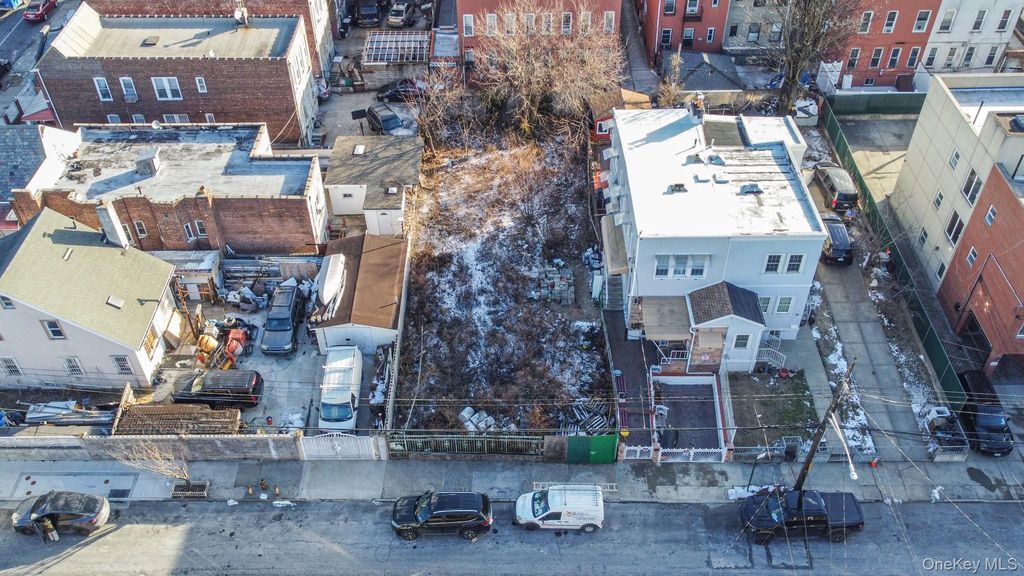 175 E 55th Street, Brooklyn, NY 11203 — exterior