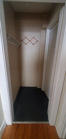 18 Barclay 1, Worcester, MA 01604