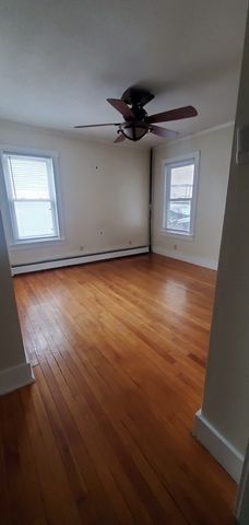 18 Barclay 1, Worcester, MA 01604