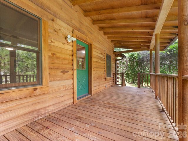 549 Henderson Street, Saluda, NC 28773
