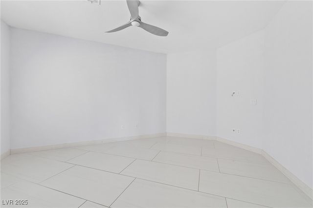 3004 Sun Lake Drive, Las Vegas, NV 89128