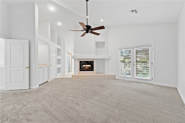 3004 Sun Lake Drive, Las Vegas, NV 89128