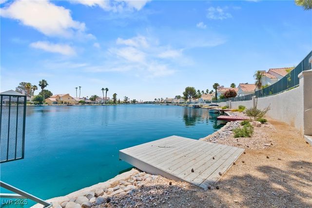 3004 Sun Lake Drive, Las Vegas, NV 89128