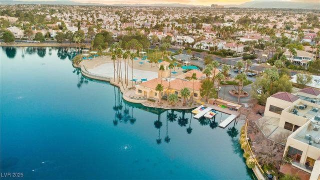 3004 Sun Lake Drive, Las Vegas, NV 89128