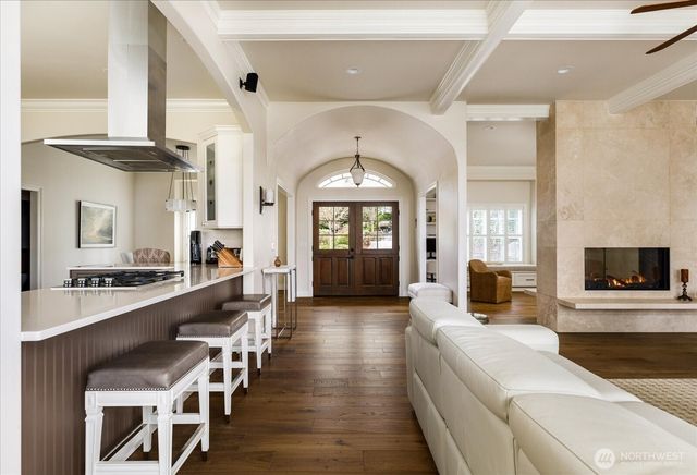 270 Kineth Point Place, Coupeville, WA 98239