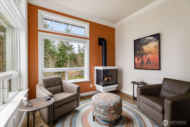 270 Kineth Point Place, Coupeville, WA 98239