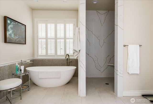 270 Kineth Point Place, Coupeville, WA 98239