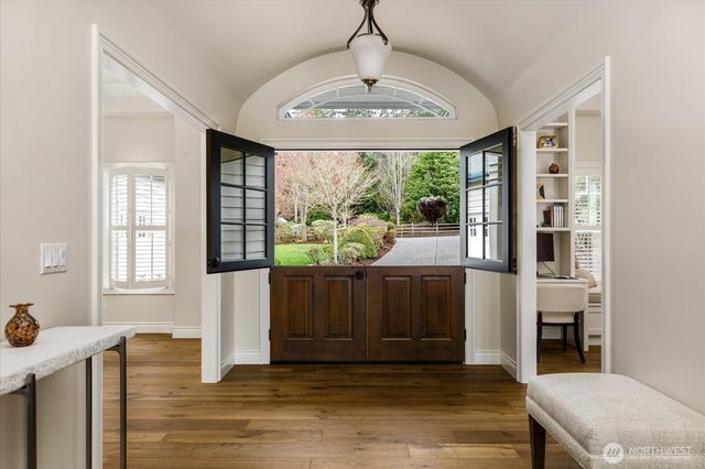 270 Kineth Point Place, Coupeville, WA 98239