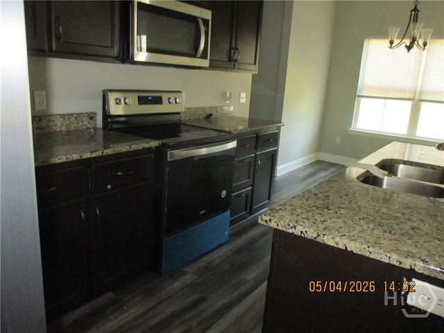 45 Valley Court, Midway, GA 31313