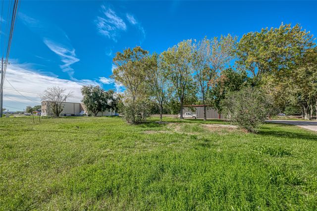 2422-2436 S Main Street, Pearland, TX 77581