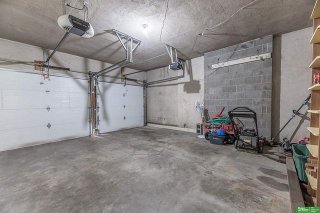 1925 S 47th Street, Omaha, NE 68106