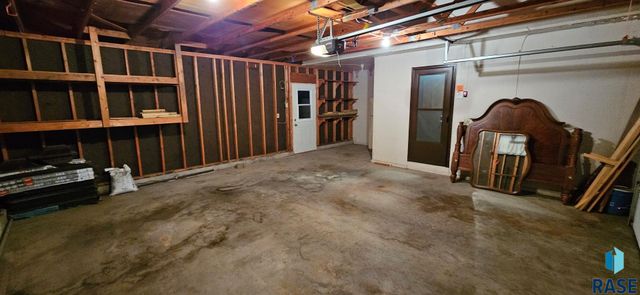 5605 W Missouri St Street, Sioux Falls, SD 57106