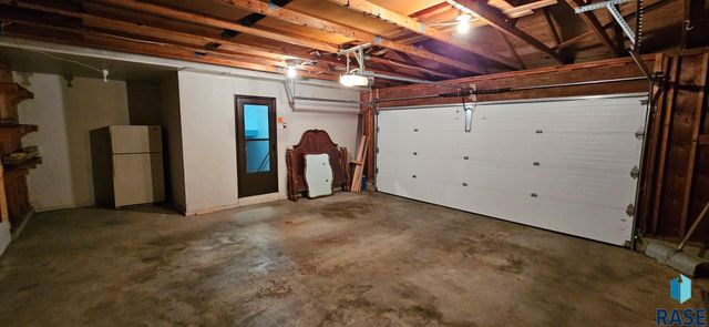 5605 W Missouri St Street, Sioux Falls, SD 57106