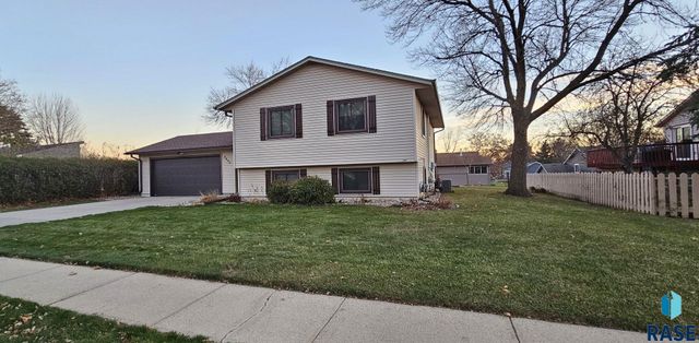 5605 W Missouri St Street, Sioux Falls, SD 57106