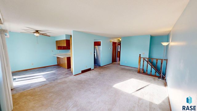 5605 W Missouri St Street, Sioux Falls, SD 57106