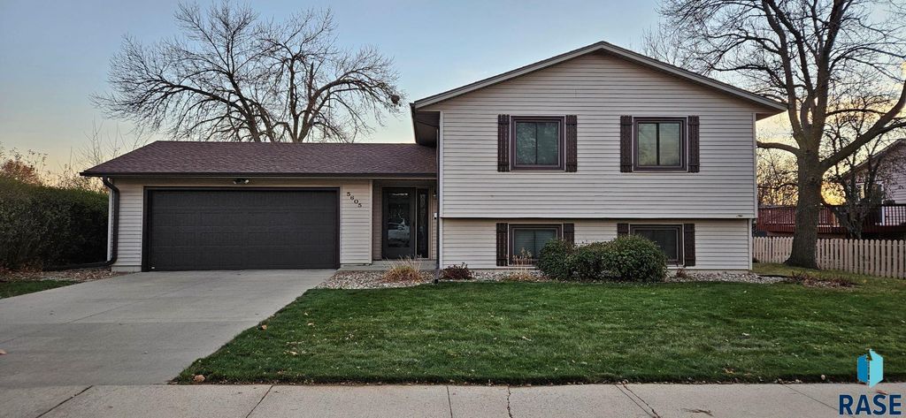 5605 W Missouri St Street, Sioux Falls, SD 57106