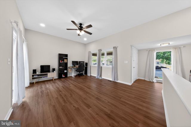 45 MARLBOROUGH CT, New Castle, DE 19720