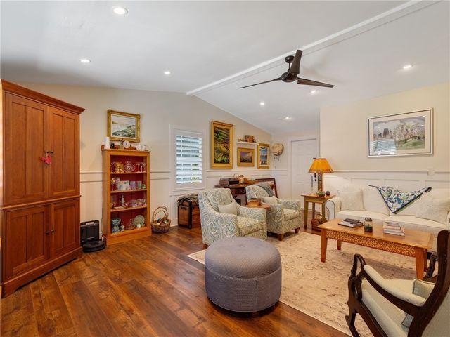 1520 4th Avenue, Vero Beach, FL 32960