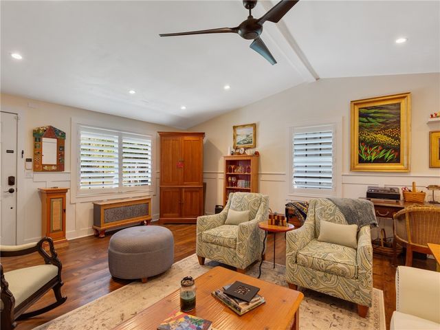 1520 4th Avenue, Vero Beach, FL 32960