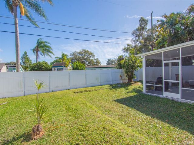 1520 4th Avenue, Vero Beach, FL 32960