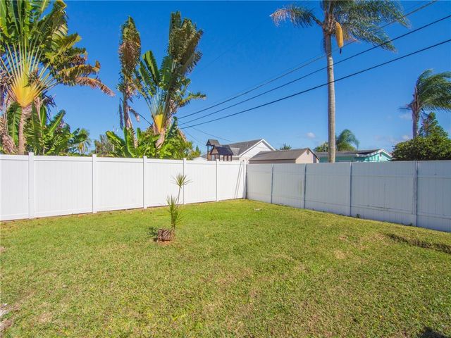 1520 4th Avenue, Vero Beach, FL 32960