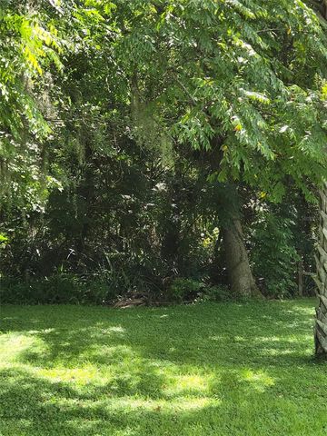 DUTTON AVENUE, Deland, FL 32720