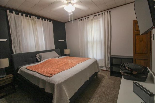 2328 Goff Avenue, St Joseph, MO 64505