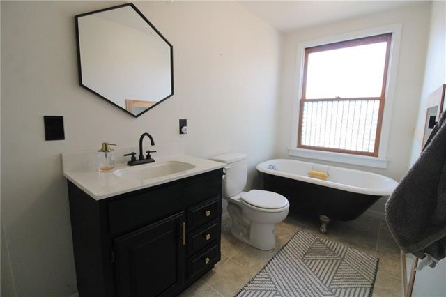 2328 Goff Avenue, St Joseph, MO 64505