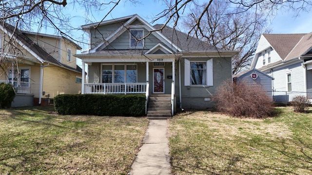 2328 Goff Avenue, St Joseph, MO 64505