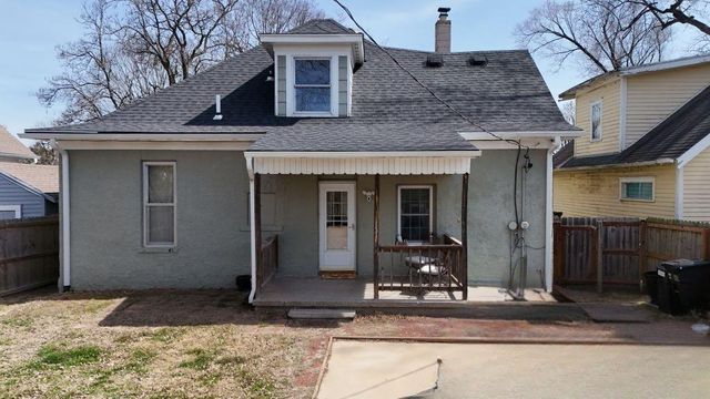 2328 Goff Avenue, St Joseph, MO 64505