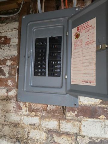 2328 Goff Avenue, St Joseph, MO 64505