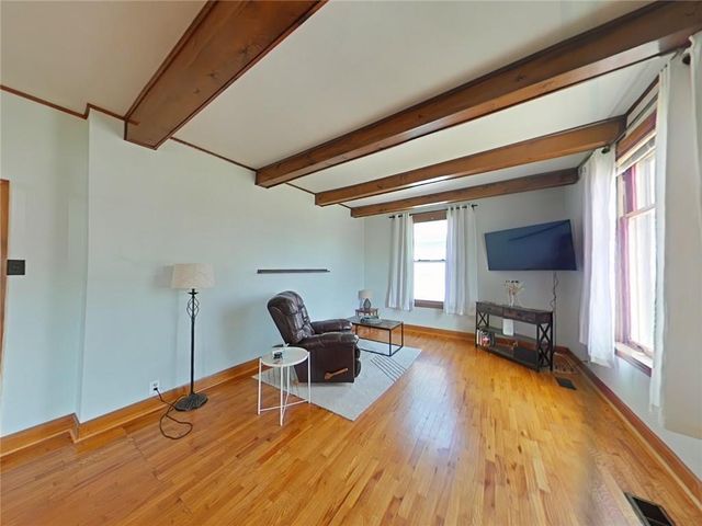 2328 Goff Avenue, St Joseph, MO 64505