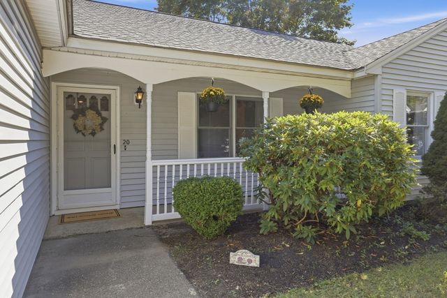 20 Elm St, Dracut, MA 01826