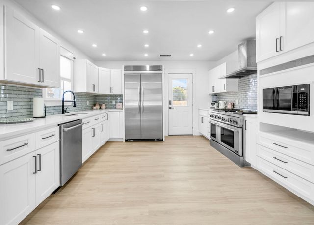 1207 Quail Wood Drive, Destin, FL 32541