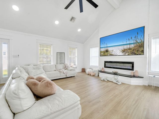 1207 Quail Wood Drive, Destin, FL 32541