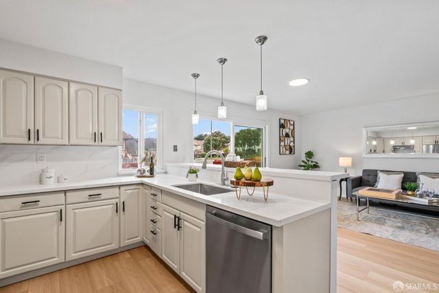 2449 Williamsburg Court, South San Francisco, CA 94080