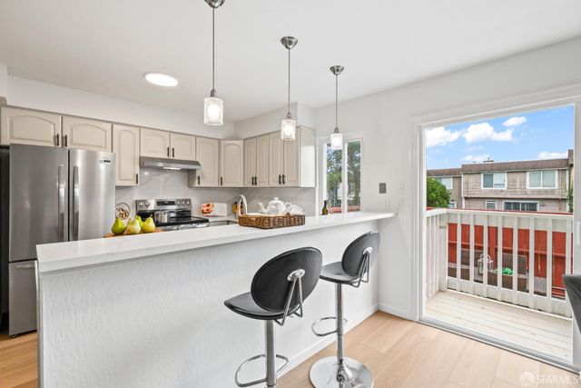 2449 Williamsburg Court, South San Francisco, CA 94080