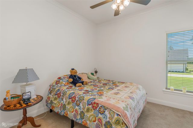 301 Ayres Circle, Benton, LA 71006