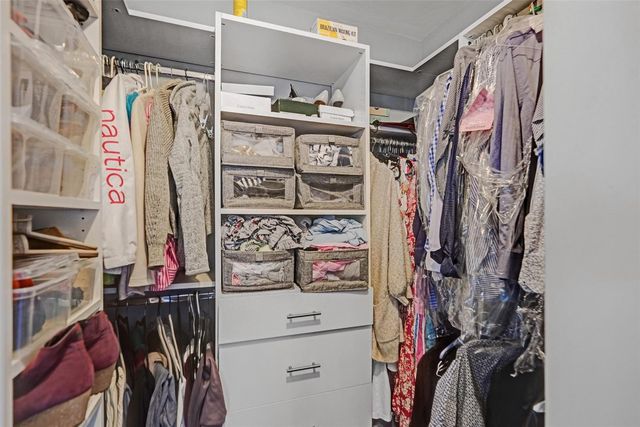 1011 SE 10th Court, Deerfield Beach, FL 33441