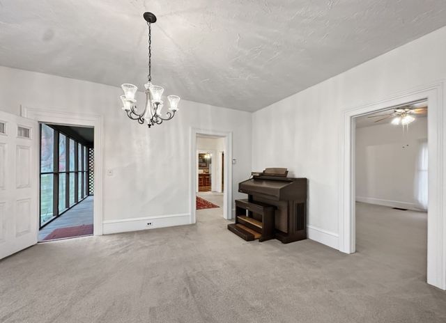 4913 ROCK CREEK Road, Cochranton, PA 16314