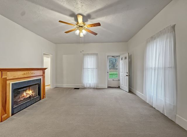 4913 ROCK CREEK Road, Cochranton, PA 16314