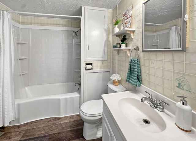 4913 ROCK CREEK Road, Cochranton, PA 16314