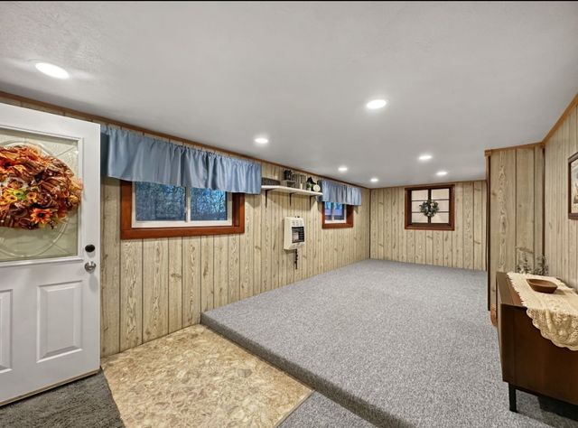 4913 ROCK CREEK Road, Cochranton, PA 16314