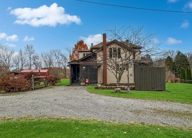 4913 ROCK CREEK Road, Cochranton, PA 16314