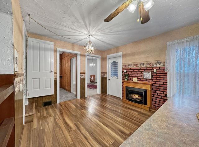 4913 ROCK CREEK Road, Cochranton, PA 16314