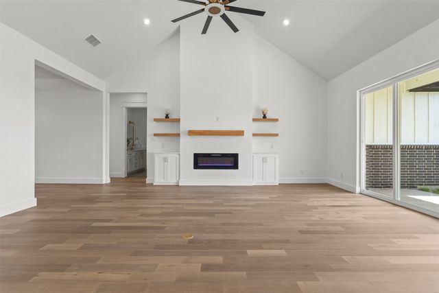 294 County Road 4107, Greenville, TX 75401