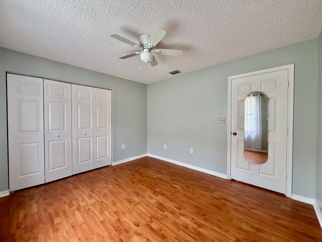 5313 NW 118th Avenue, Coral Springs, FL 33076