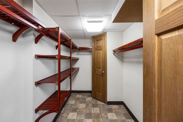 3606 Sun Valley Drive NE, North Liberty, IA 52317