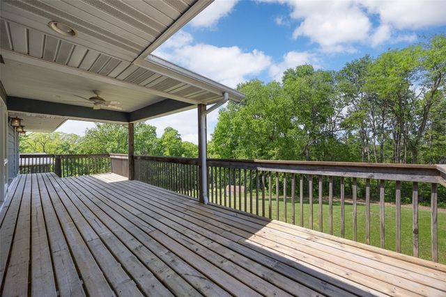 3606 Sun Valley Drive NE, North Liberty, IA 52317