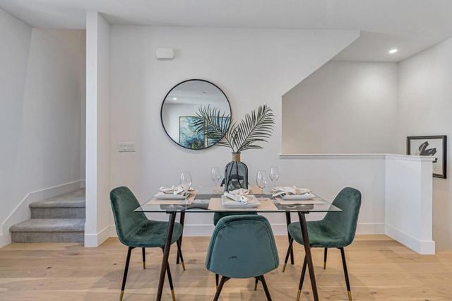 1125 Esther Court, Palo Alto, CA 94303